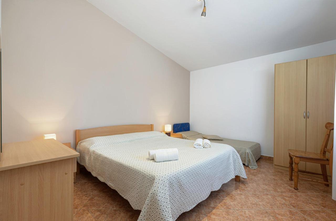 Apartamento Palmira Poreč Exterior foto